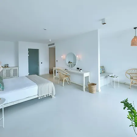 Carruba Boutique Каш