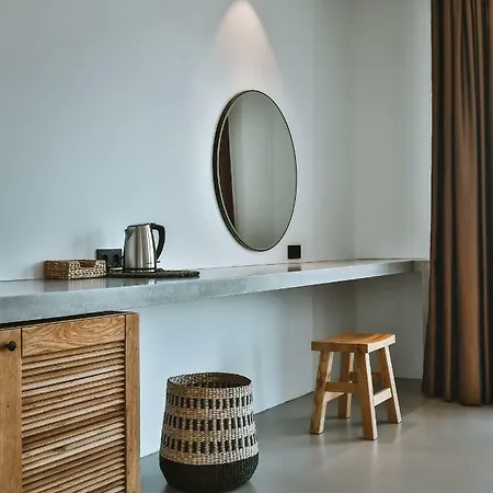 Carruba Boutique Готель 5*